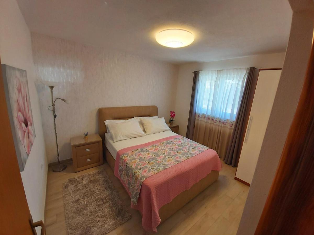 Apartments Rakuljic Подстрана Екстер'єр фото