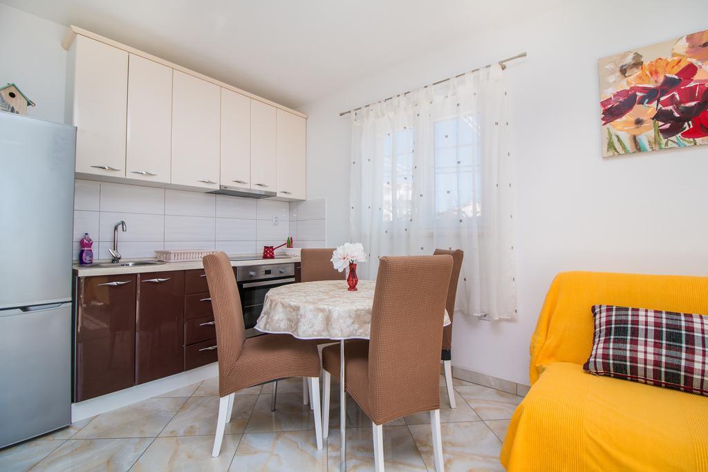 Apartments Rakuljic Подстрана Екстер'єр фото