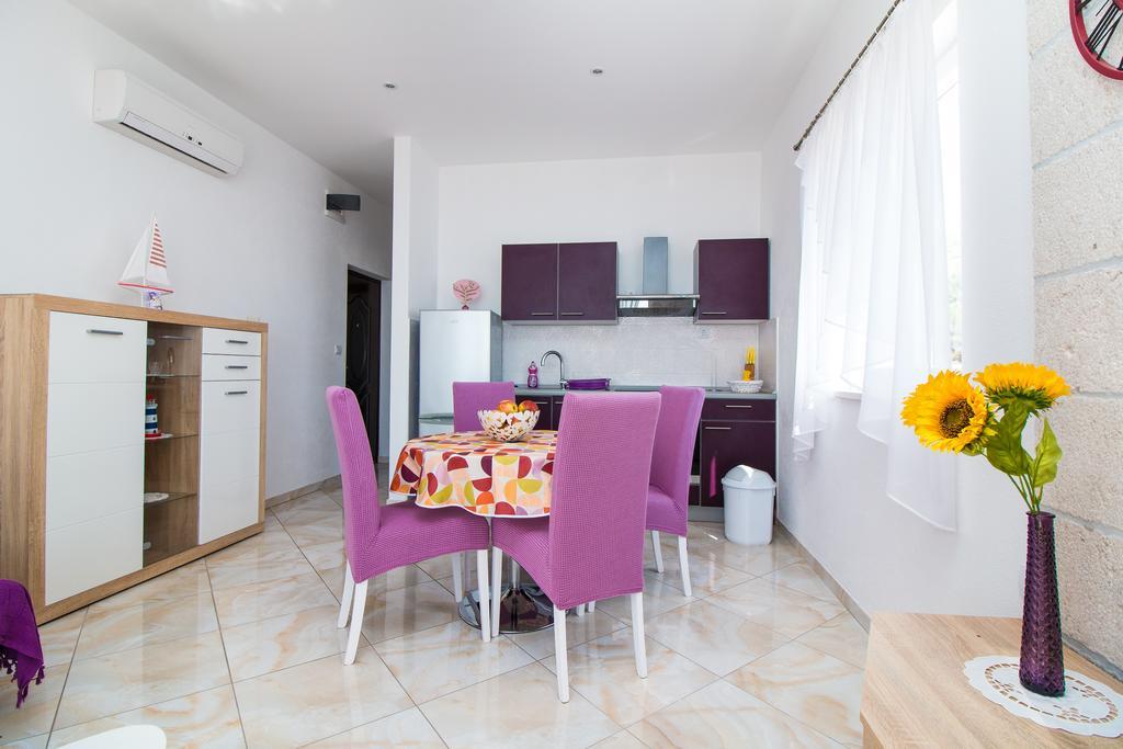 Apartments Rakuljic Подстрана Екстер'єр фото