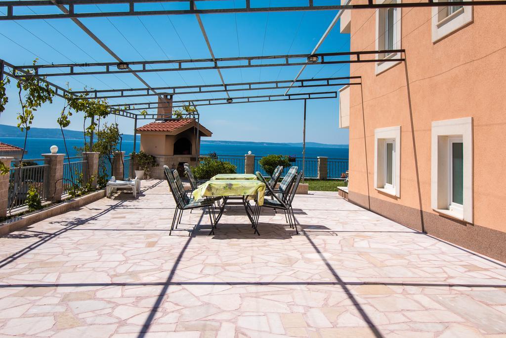 Apartments Rakuljic Подстрана Екстер'єр фото